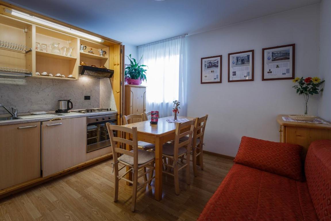 Hotel La Locanda Pinzolo Luaran gambar