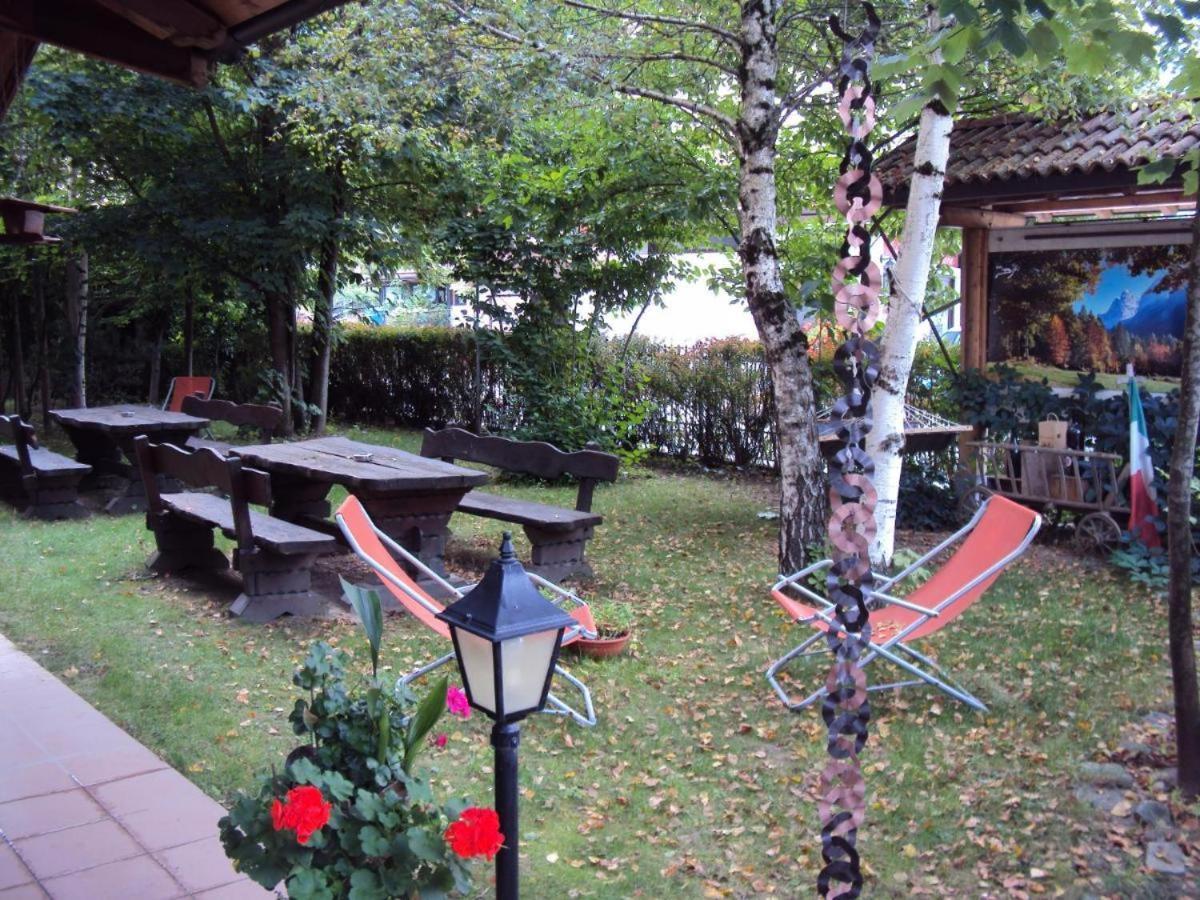 Hotel La Locanda Pinzolo Luaran gambar