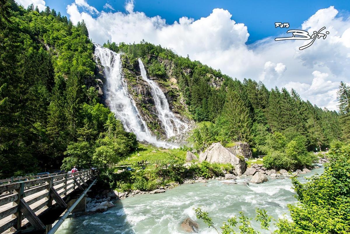 Hotel La Locanda Pinzolo Luaran gambar